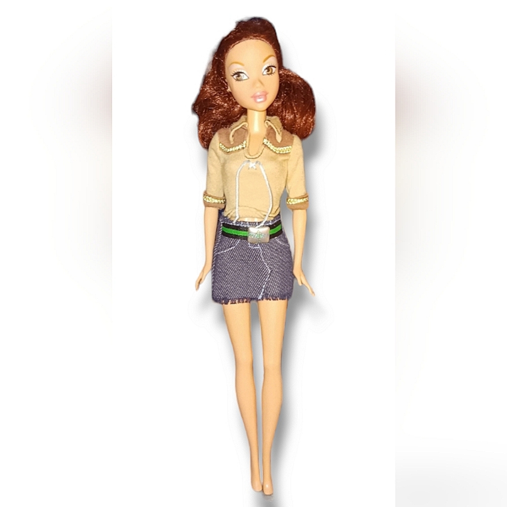 RARE MYSCENE CHELSEA REDHEAD DOLL WITH SUPER RARE OUTFIT
